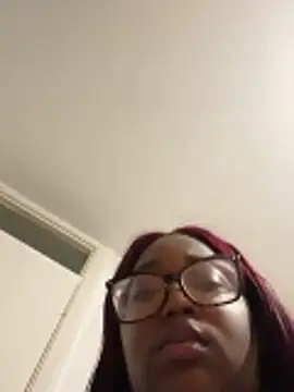 sweetzberri2 online show from 02.28.26