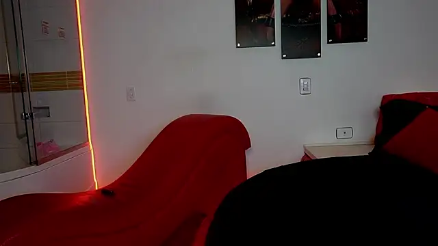 Petitte Mussa online show from 04.14.26