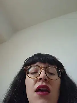 Mommynatrix online show from 05.29.26