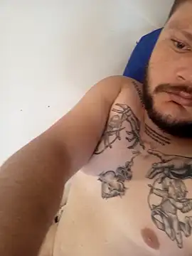 Snapshot of priscilaf chatting on 03.10.26 priscilaf online show from 03.10.26