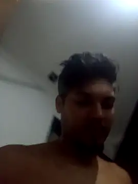 Snapshot of Oliverzs98 chatting on 02.24.26 Oliverzs98 online show from 02.24.26