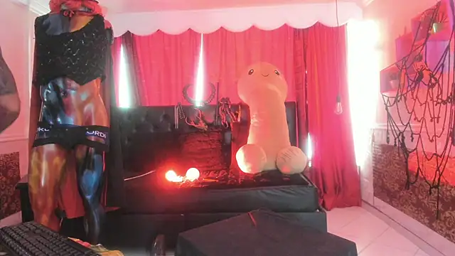 Lilith madame satan online show from 07.08.26