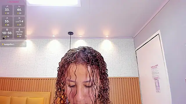 LESLYSIMPSON online show from 05.23.26