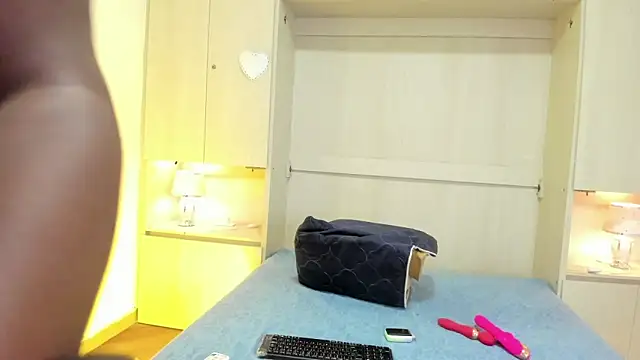 KateCoopper online show from 03.01.26