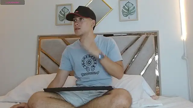 oliver   saint online show from 04.04.26