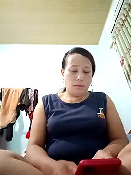 Snapshot of JenyLy68 chatting on 02.26.26 JenyLy68 online show from 02.26.26