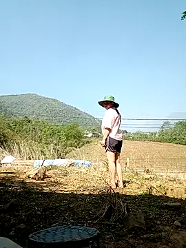 lyly sexx online show from 04.12.26