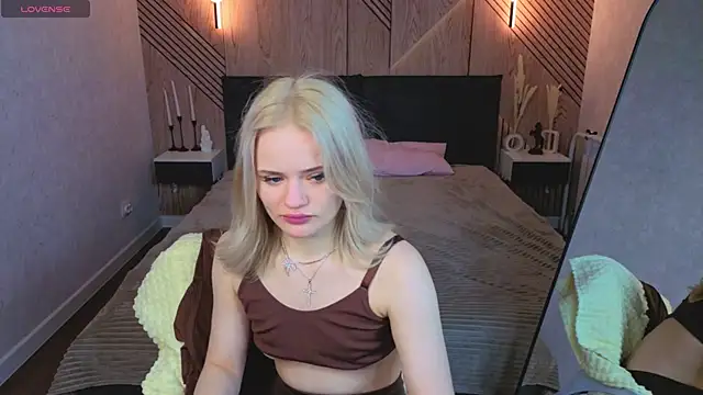 Snapshot of Tessa_Ashe chatting on 05.25.26 Tessa Ashe online show from 05.25.26