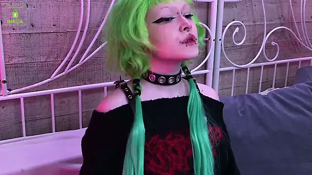 Snapshot of Sarah_sinn chatting on 03.01.26 Sarah sinn online show from 03.01.26