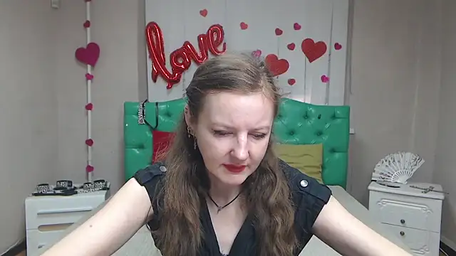 MeganPirs online show from 04.06.26