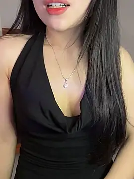 Snapshot of Tinn_tin chatting on 04.20.26 Tinn tin online show from 04.20.26