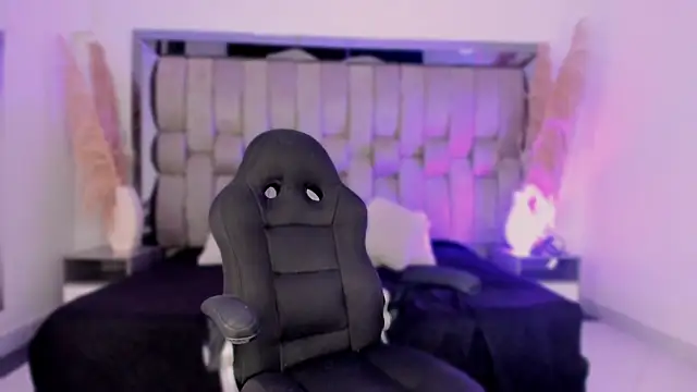 AgathaUwuDoll online show from 03.28.26