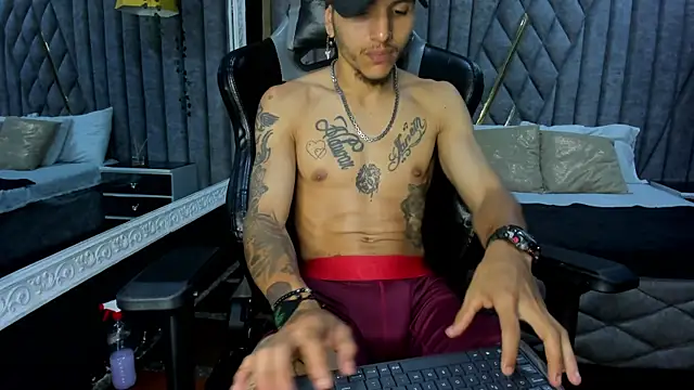 DanteLuxx online show from 03.18.26