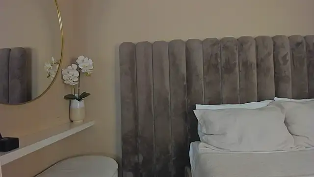 SofiBaez online show from 05.09.26