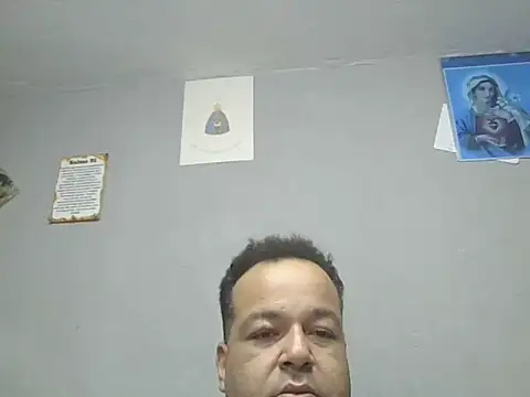 Snapshot of UrsoBissexualPauGrosso chatting on 03.24.26 UrsoBissexualPauGrosso online show from 03.24.26