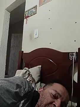 Snapshot of UrsoBissexualPauGrosso chatting on 04.03.26 UrsoBissexualPauGrosso online show from 04.03.26