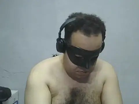 Snapshot of UrsoBissexualPauGrosso chatting on 04.07.26 UrsoBissexualPauGrosso online show from 04.07.26