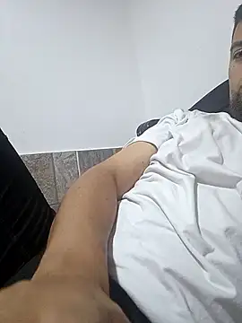 Snapshot of Ozkr777 chatting on 04.09.26 Ozkr777 online show from 04.09.26