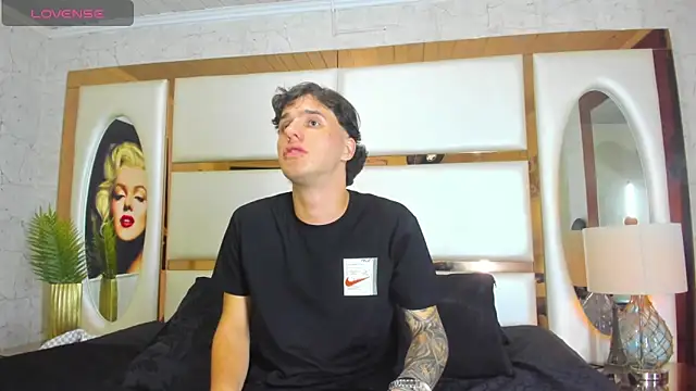 EXCLUSIVE8 online show from 03.15.26