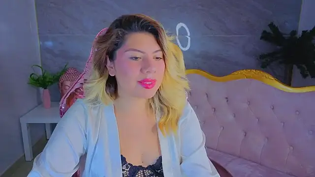 Victoria01 s online show from 03.03.26