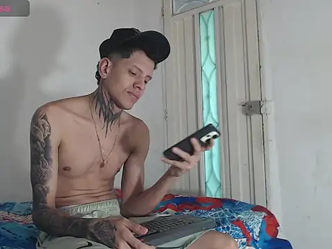 gabriel reyes21 online show from 07.16.26