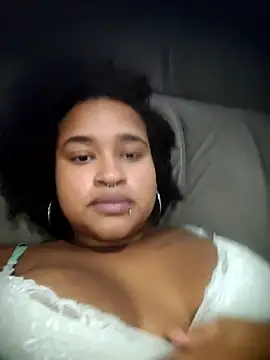 Snapshot of DaniS_C chatting on 03.03.26 DaniS C online show from 03.03.26