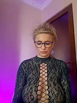 LunaBlaise online show from 05.16.26