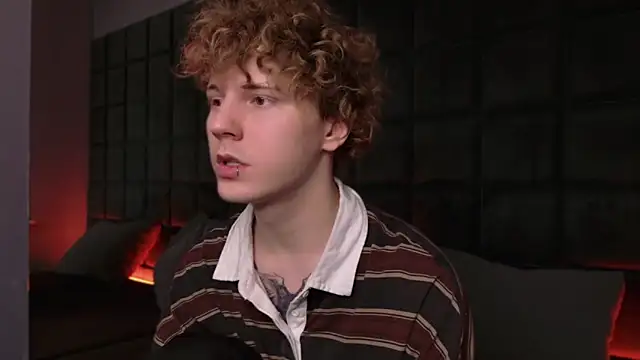 Snapshot of Mickey_Hawk chatting on 03.02.26 Mickey Hawk online show from 03.02.26