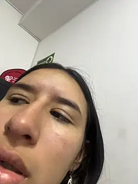 LilyRossi  online show from 07.06.26