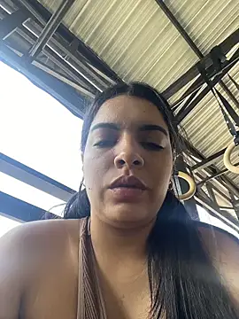 Snapshot of Arianna_Moore chatting on 03.19.26 Arianna Moore online show from 03.19.26