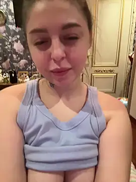 Snapshot of VanessaRaigen chatting on 03.01.26 VanessaRaigen online show from 03.01.26