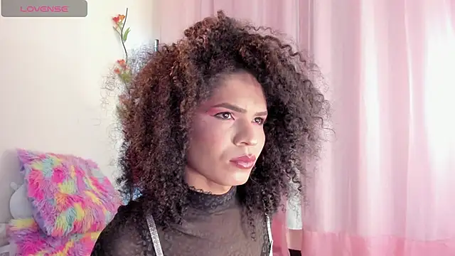 Snapshot of V-nus chatting on 03.15.26 V-nus online show from 03.15.26