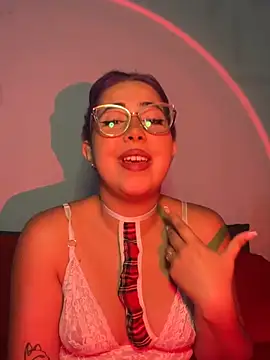 lorettaivonne online show from 03.02.26