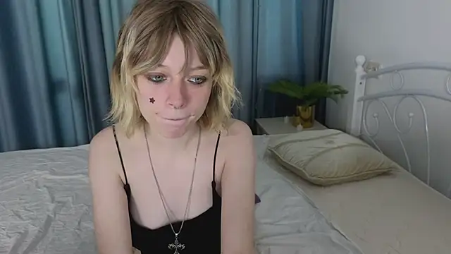 MollySally online show from 05.25.26