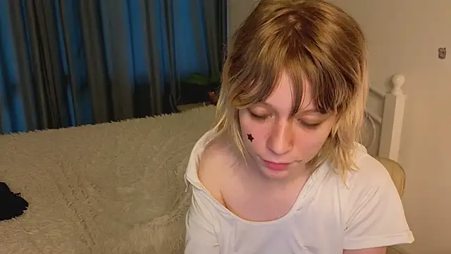 MollySally online show from 06.06.26