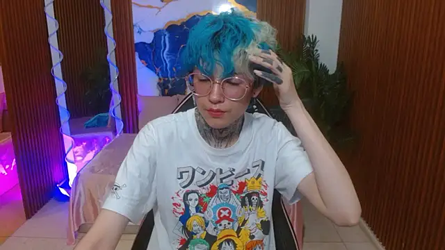 Snapshot of Lyra_tay chatting on 03.18.26 Lyra tay online show from 03.18.26