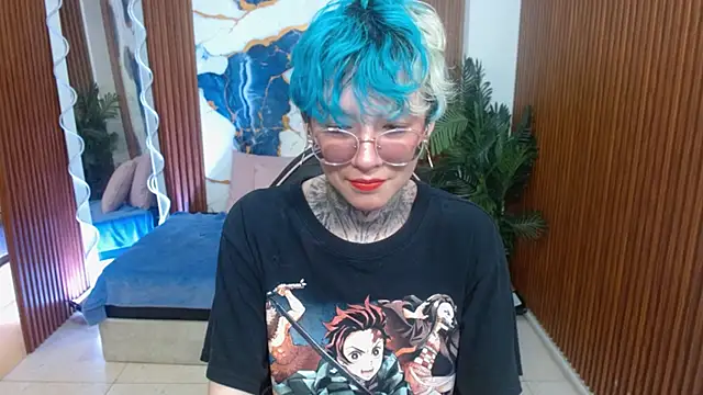 Snapshot of Lyra_tay chatting on 03.25.26 Lyra tay online show from 03.25.26