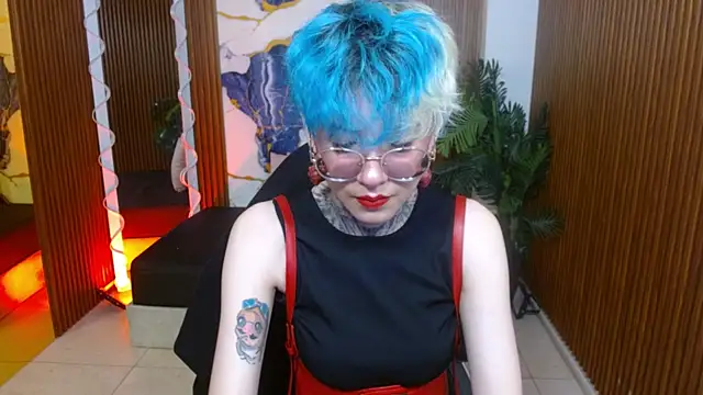 Snapshot of Lyra_tay chatting on 04.04.26 Lyra tay online show from 04.04.26