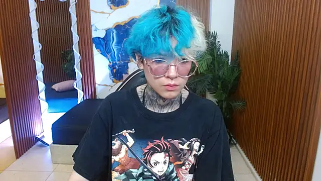 Snapshot of Lyra_tay chatting on 04.07.26 Lyra tay online show from 04.07.26