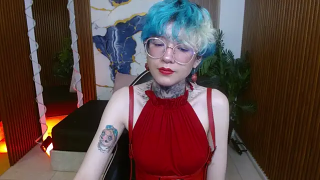 Snapshot of Lyra_tay chatting on 04.12.26 Lyra tay online show from 04.12.26