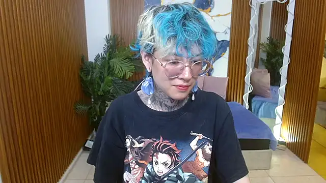 Snapshot of Lyra_tay chatting on 04.15.26 Lyra tay online show from 04.15.26