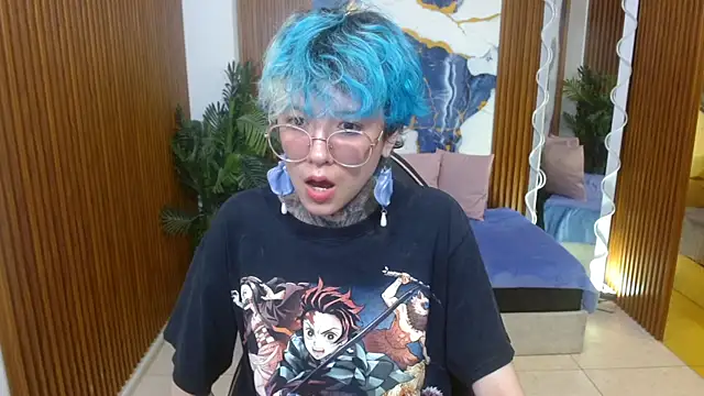 Snapshot of Lyra_tay chatting on 04.15.26 Lyra tay online show from 04.15.26