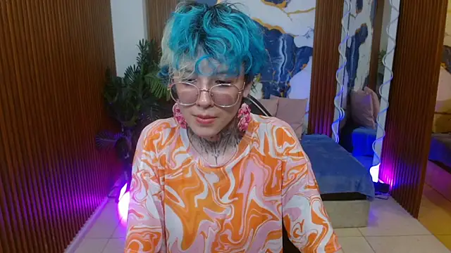 Snapshot of Lyra_tay chatting on 04.16.26 Lyra tay online show from 04.16.26