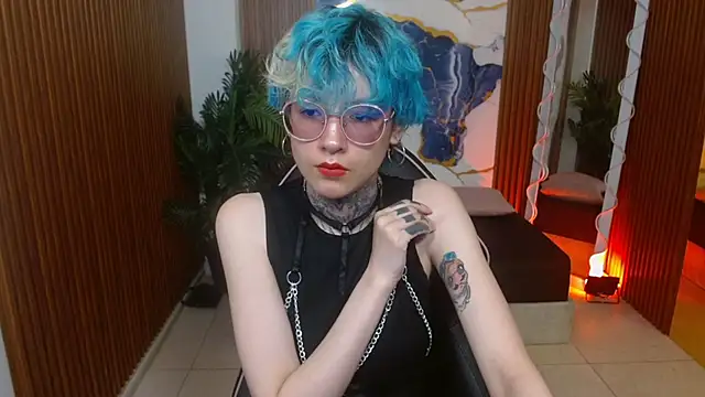 Snapshot of Lyra_tay chatting on 04.25.26 Lyra tay online show from 04.25.26
