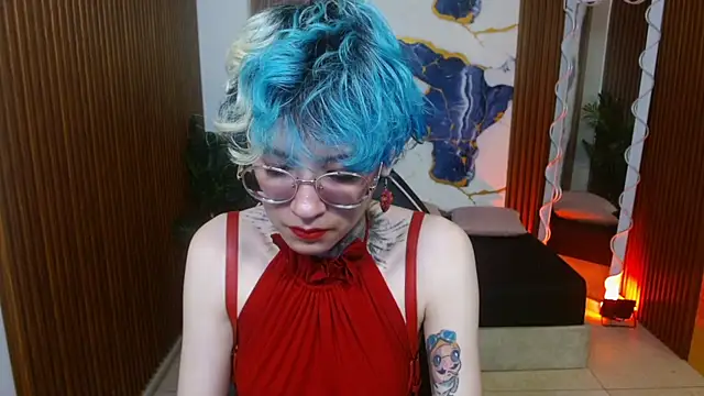 Snapshot of Lyra_tay chatting on 04.26.26 Lyra tay online show from 04.26.26