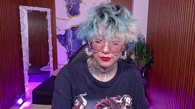 Snapshot of Lyra_tay chatting on 05.30.26 Lyra tay online show from 05.30.26