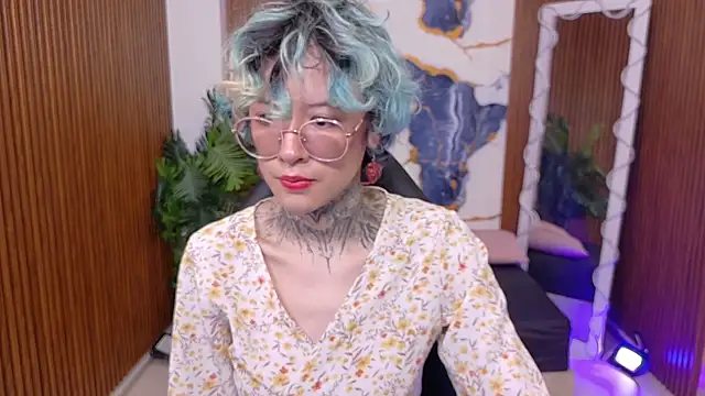 Lyra tay online show from 06.11.26
