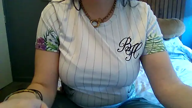 StaceyXOXO online show from 03.14.26