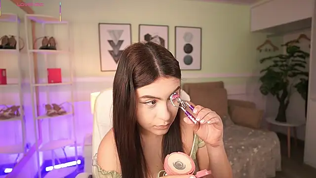 MandyCollins online show from 04.17.26