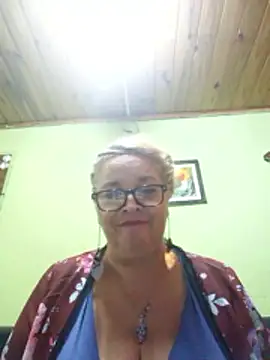 momismilf544 online show from 04.26.26